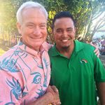 Honolulu Mayor Kirk Caldwell and Fleet Services manager, Jason Perreira at the Complete the Streets event