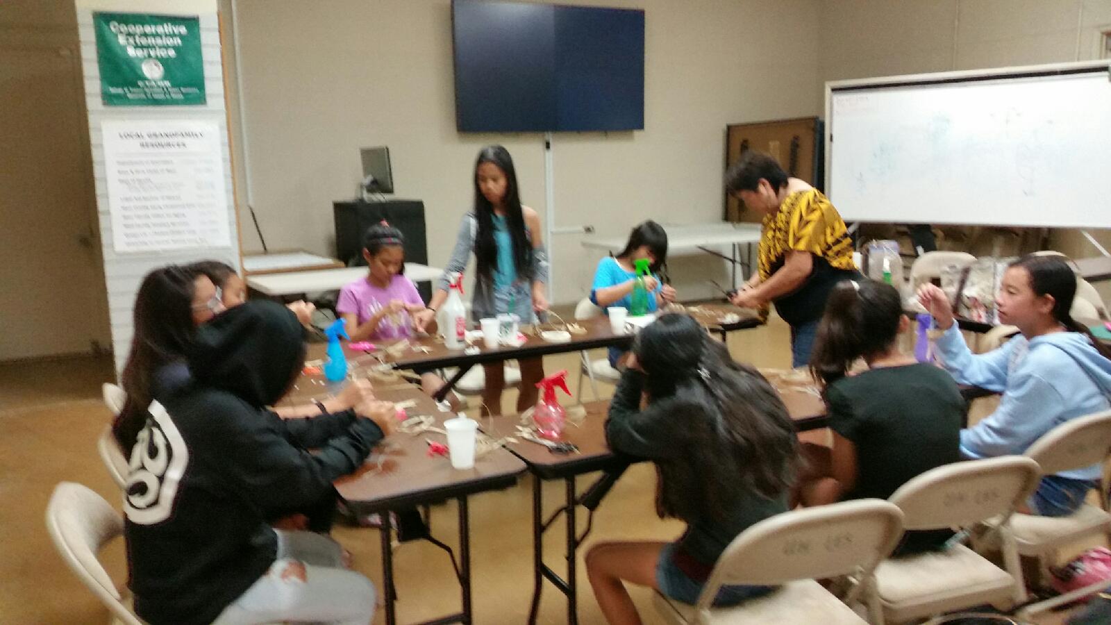 Lucky Clovers Younger Club at UH Maui College for Lauhala Weaving
