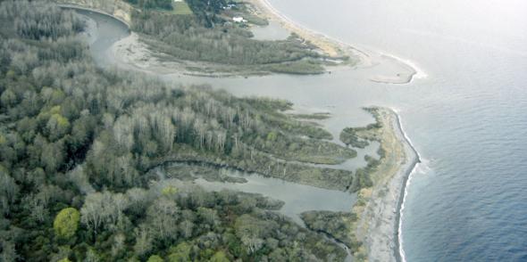 <p><strong>Fig. 2.23.</strong> The Elwha River estuary in the US state of Washington</p><br />
