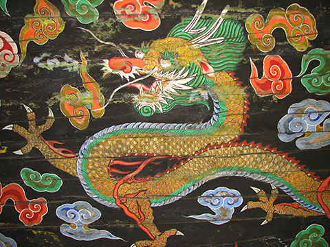 Photo of dragon painting on the ceiling of Sungnyemun or Namdaemun in South Korea