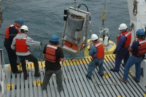 Researchers deploying the ESP to free-drift for three days for plankton sampling (credit: MBARI)