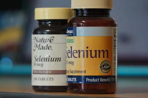 Selenium supplements