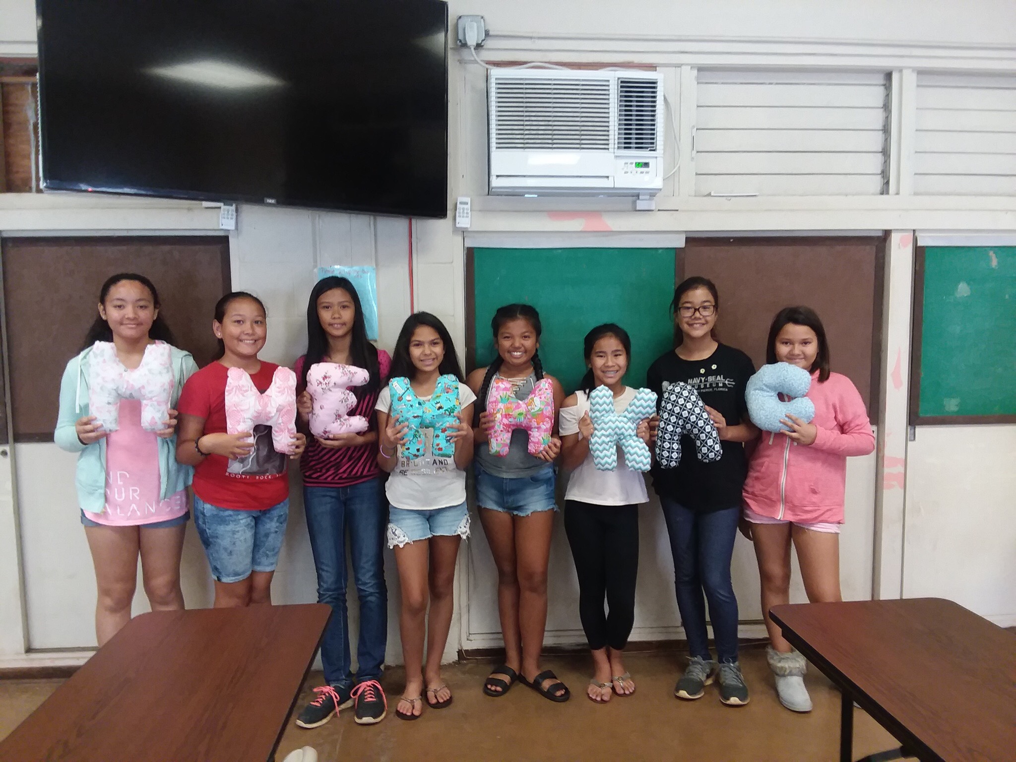 Wailani Diamond Club members with their Initial pillow projects