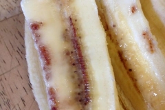 reddish-banana-pulp-associated-with-low-calcium-andor-boron-levels-and-cucumber-mosaic-virus_14601700059_o