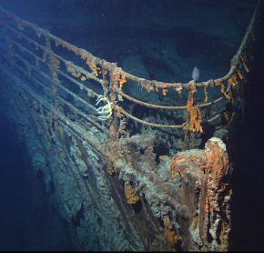<p><strong>Fig. 9.30.</strong>&nbsp;(<strong>B</strong>) The <em>RMS Titanic</em> has been explored using submersible vehicles. This photo of the <em>RMS Titanic</em> was taken by the ROV <em>Hercules</em> at a depth of approximately 12,500 feet.</p>

