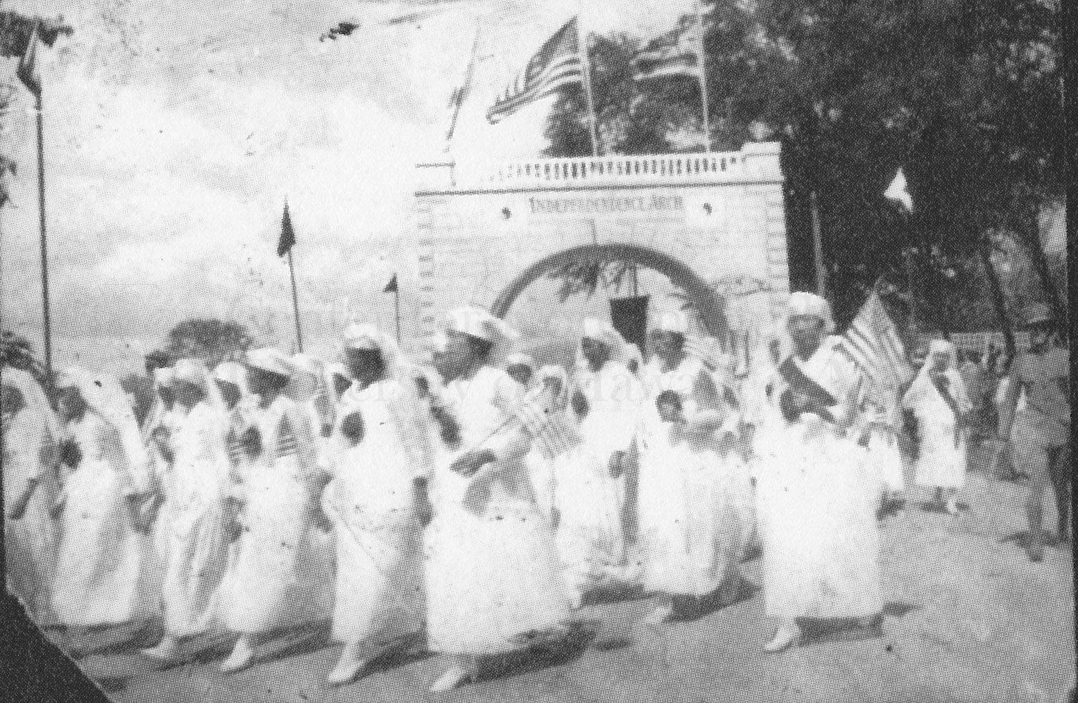 KWRS Ladies in parade at Kapiolani Park, Nov 11, 1921