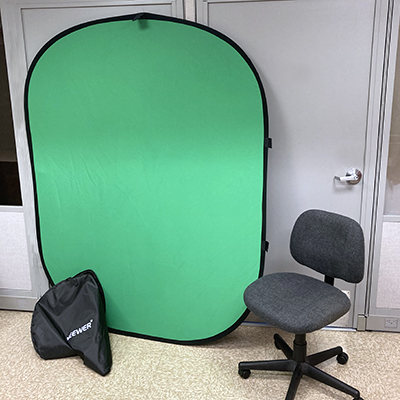 image of Neewer foldable green screen