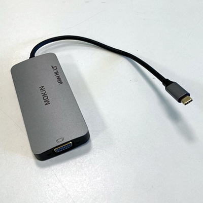 USB-c multiport adaptor with hdmi and vga connectors