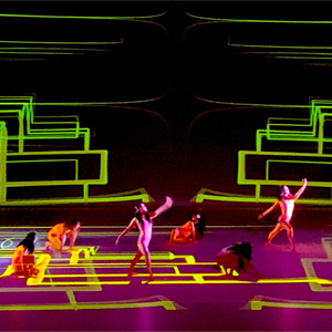 Contemporary dance performance using projection technology