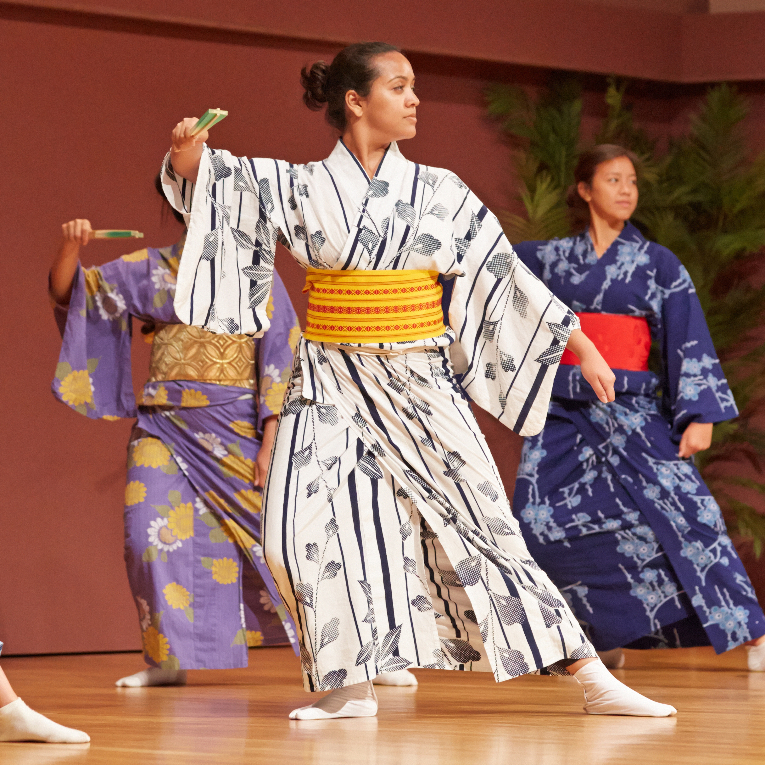 Dancers at the May 2014 Pau Hana