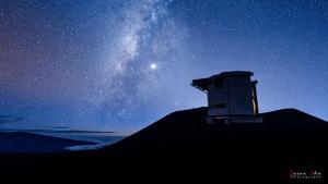 James Clerk Maxwell Telescope on Maunakea. Credit: Jason Chu