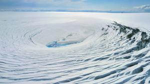 Aerial image of subsidence and crevassing on the Vatnajókull ice cap. (Photo credit: Benedikt Gunnar Ófeigsson, Icelandic Meteorological Office)