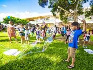 Kids can create bubbles big and small!