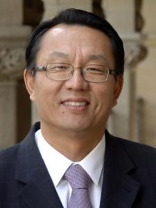 Keynote speaker Gi-Wook Shin