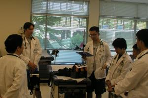 MD students training at JABSOM