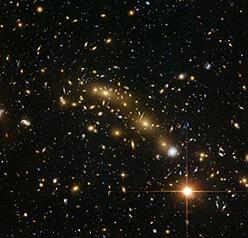 The galaxy cluster MACSJ0416.1-2403. Credit: ESA/Hubble, NASA, HST Frontier Fields. 