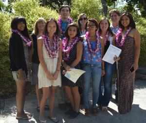 Journalism students and Professors Auman and Oppegaard.