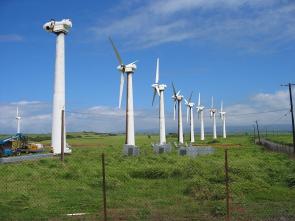 <p>Fig 1B. The Kama'oa Wind Farm on the Big Island of Hawaii stores enery when the wind is blowing and converts it to electricity for future use.</p>