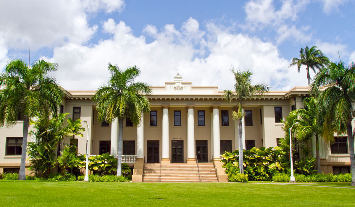 Hawaii Hall was the university's first permanent building