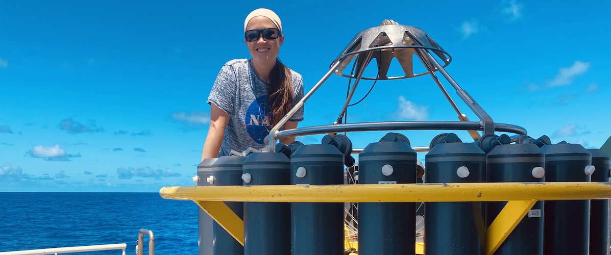 Oceaonpraphy MS Candidate Caroline Jackson prepares the conductivity, temperature, and depth rosette for deployment on a Hawai‘i Ocean Time series research cruise.